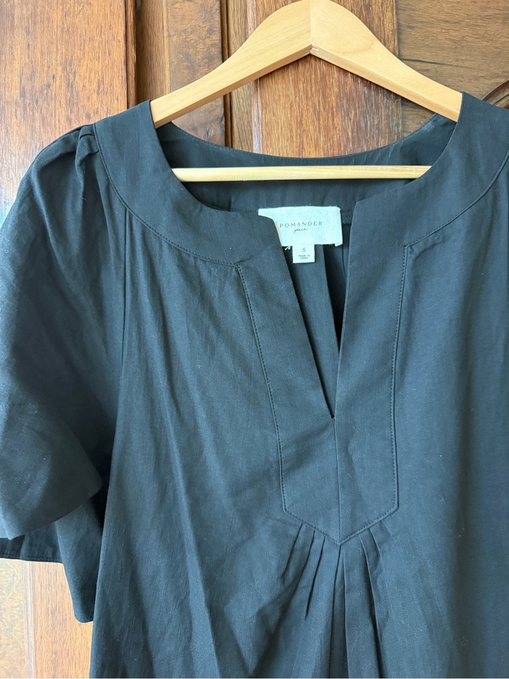 Pomander Place Black Finley Flutter Sleeve Dress - Picture 3 of 6